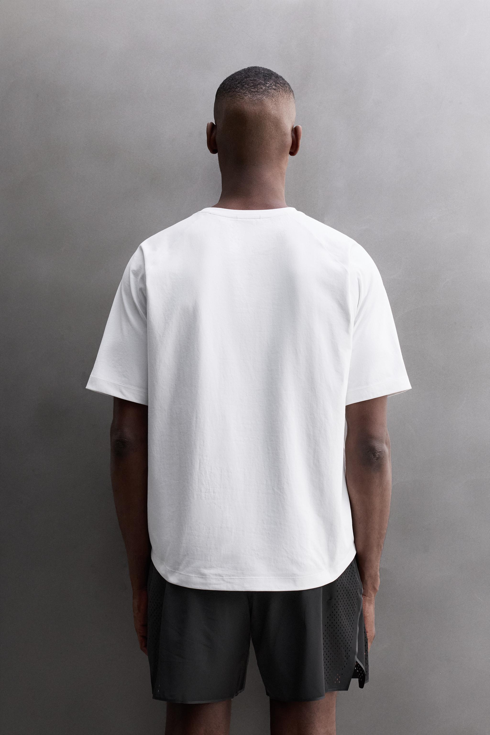 T-SHIRT TECHNIQUE À PIÈCE